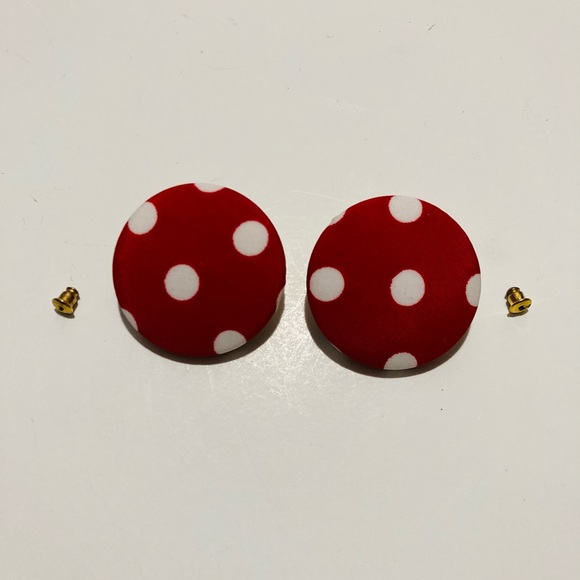 Red polka dot earrings - Picture 3 of 3